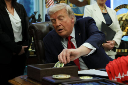 us-mint-to-produce-$1-gold-coin-featuring-trump