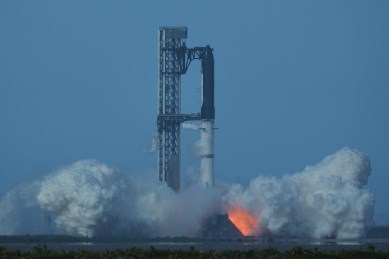 spacex-starship-launch-aborted-on-the-pad-at-the-last-moment
