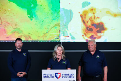 fire-crews-fighting-190-wildfires-in-ontario,-half-out-of-control,-officials-say