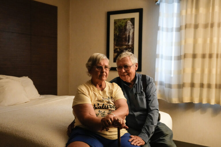 ontario-wildfire-evacuees-recall-ashes-‘landing-from-the-sky’-in-harrowing-escape