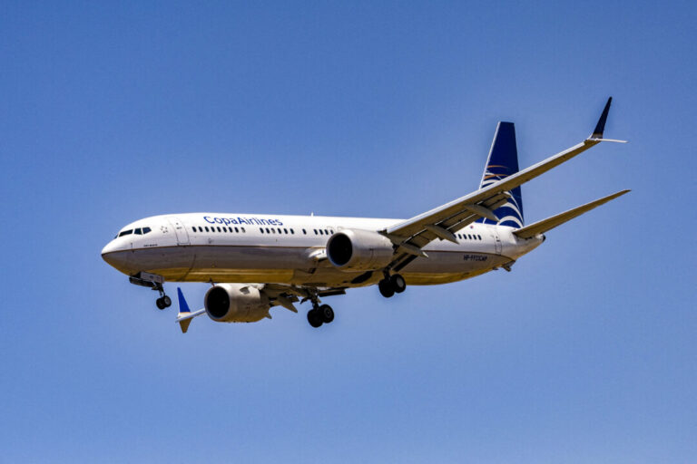 boeing-can-resume-issuing-airworthiness-certificates-for-all-737-max,-787-jets:-faa