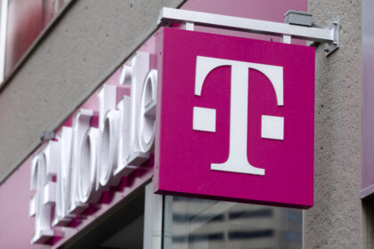 t-mobile-says-customer-attrition-likely-to-increase-next-quarter-due-to-plan-migration