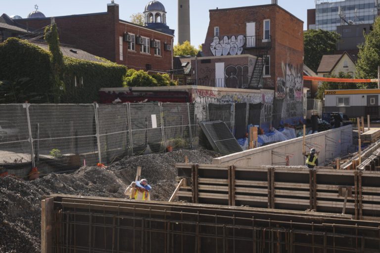 housing-starts-in-canada-likely-to-decline-further-into-2027:-cmhc-report