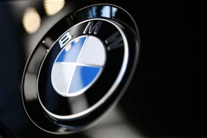 bmw-recalls-318,000-vehicles,-says-overheated-starter-could-cause-engine-fire