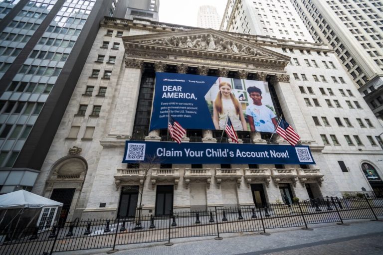 trump-accounts-are-now-open:-what-parents-and-grandparents-need-to-know-before-contributing