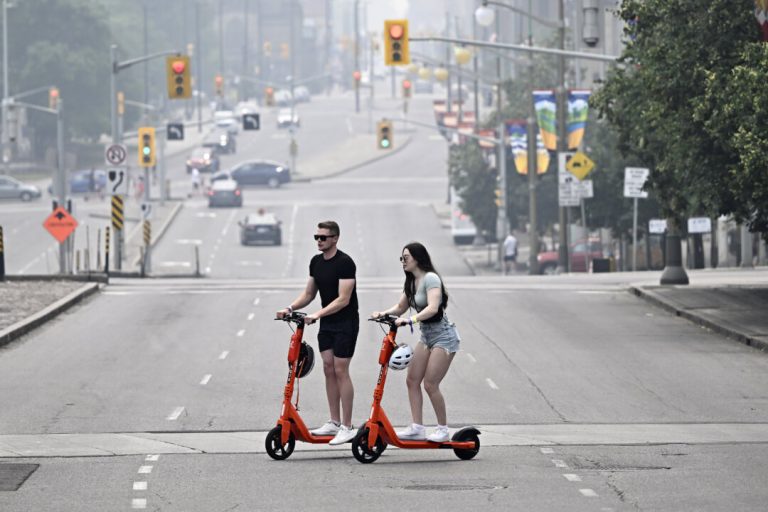 nova-scotian-children-under-14-will-soon-be-banned-from-e-scooters-and-e-bikes