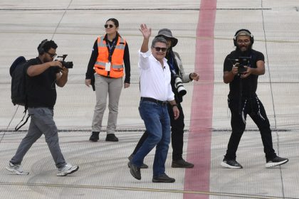 former-president-juan-orlando-hernandez-returns-to-honduras-after-arrest-warrant-suspended