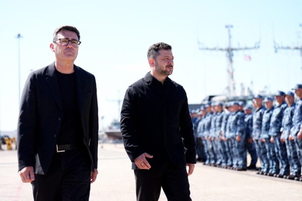 zelenskyy-becomes-first-foreign-leader-to-visit-uk-since-burnham-took-office