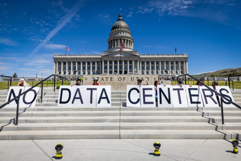 lawmakers,-local-governments-warned-against-adopting-blanket-data-center-bans,-moratoriums