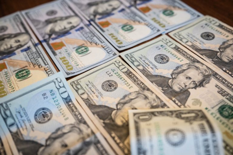 market-sentiment-toward-us-dollar-reaches-highest-point-since-2015