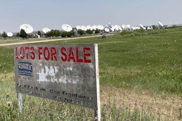 cheyenne-data-center-boom-brings-high-tech-and-high-anxiety-to-the-high-plains
