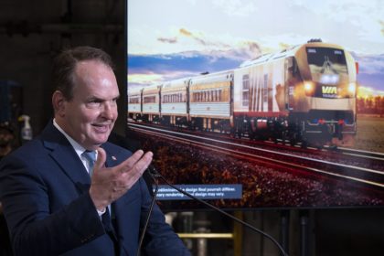 ottawa-announces-nearly-$2-billion-for-45-hybrid-battery-diesel-via-rail-passenger-trains