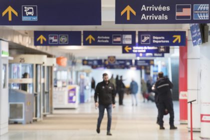 us-customs-operations-gradually-resume-at-montreal-airport-after-odour-disruption
