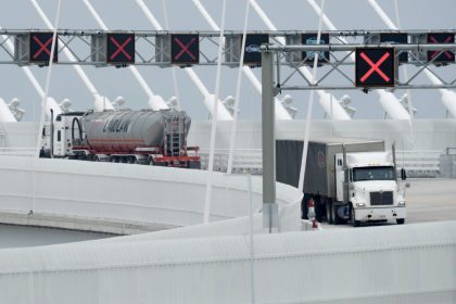 house-committee-meeting-today-to-debate-gordie-howe-bridge-deal