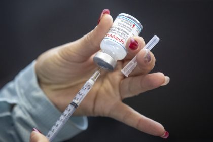 over-80%-of-canadian-parents-skip-covid-vaccine-for-their-kids:-report