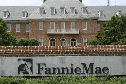 trump-admin-planning-ipos-for-fannie-mae-and-freddie-mac:-official