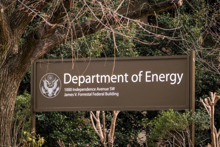 nextera,-brookfield-plan-$100-billion-ai-campus-at-former-kentucky-nuclear-site