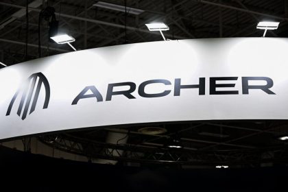 archer-aviation-acquires-boeing’s-flying-taxi-venture-in-stake-deal