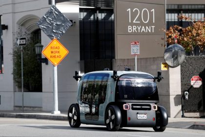 federal-regulators-clear-zoox-for-paid-driverless-taxi-rides