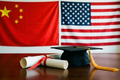 china-fears-the-church,-america-fears-the-chinese:-a-chinese-christian-student-caught-in-between