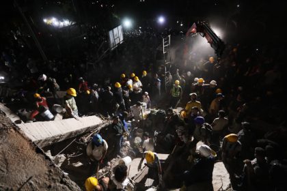 rescuers-search-for-survivors-in-colombia-after-deadly-earthquake