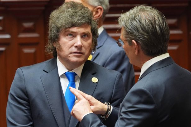 milei-approves-decree-deporting-foreigners-who-malign-argentina,-amid-fifa-world-cup-fallout