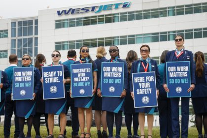 deadline-nears-on-westjet-flight-attendants-strike-threat