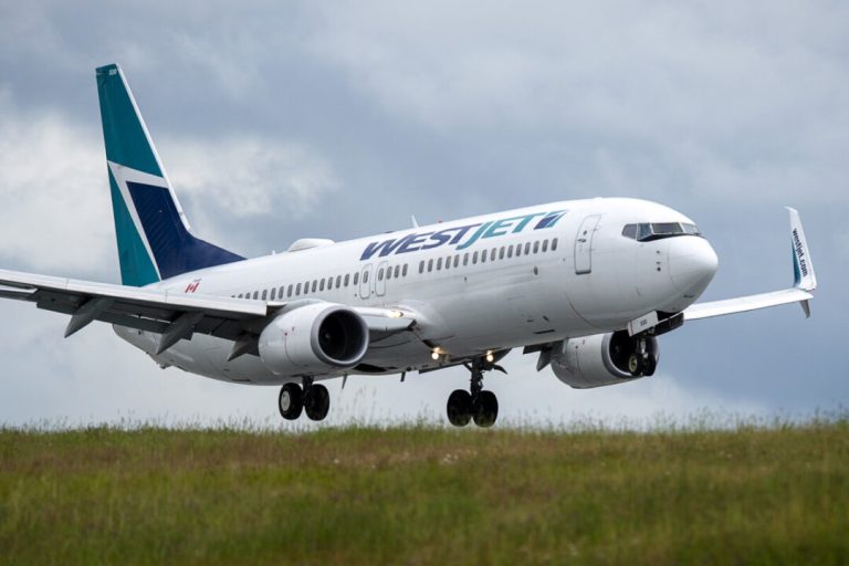westjet-flight-attendants-go-on-strike-after-contract-talks-collapse