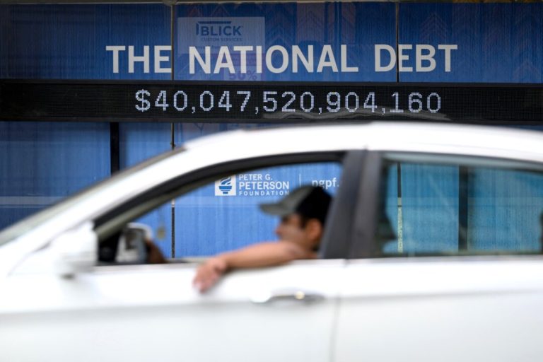 national-debt-reaches-$40-trillion-milestone