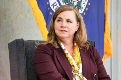 fed-official-says-latest-jobs-data-supports-3-rate-cuts-in-2025