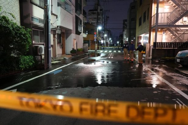 moderate-earthquake-shakes-eastern-japan,-injuring-more-than-30-people-in-tokyo-region