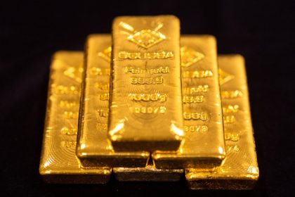 gold-prices-surge-to-highest-level-in-more-than-3-months