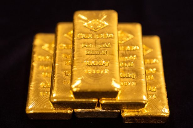 gold-prices-surge-to-highest-level-in-more-than-3-months