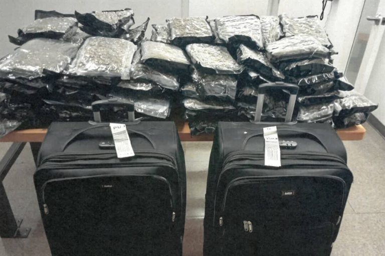 2-air-canada-employees-arrested-by-rcmp-in-alleged-drug-trafficking-probe