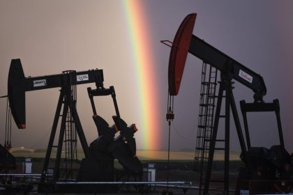 alberta-projects-$2-billion-surplus-as-oil-prices-rise