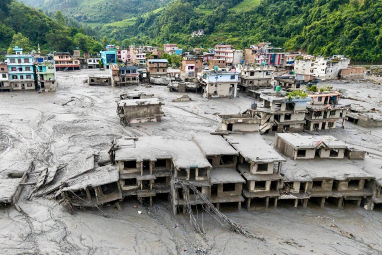 39-missing,-australia-pledges-$5-million-aid-for-nepal-tibet-floods