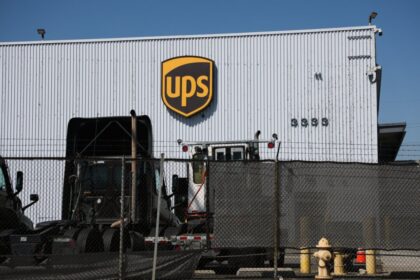 ups-to-add-100,000-seasonal-workers-for-holiday-rush,-down-from-2025