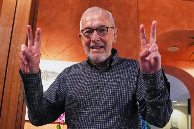 scientist-who-hunts-mysterious-ghost-particles-in-the-antarctic-ice-wins-nobel-prize-for-physics