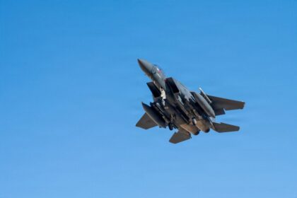 us-military-totals-81-aircraft-and-drones-lost-or-damaged-in-iran-war,-report-shows