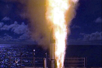 pentagon-awards-raytheon-$6.3-billion-missile-interceptor-contract