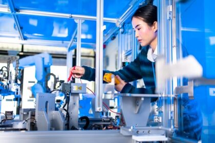 china’s-high-tech-ambitions-have-a-blue-collar-status-problem