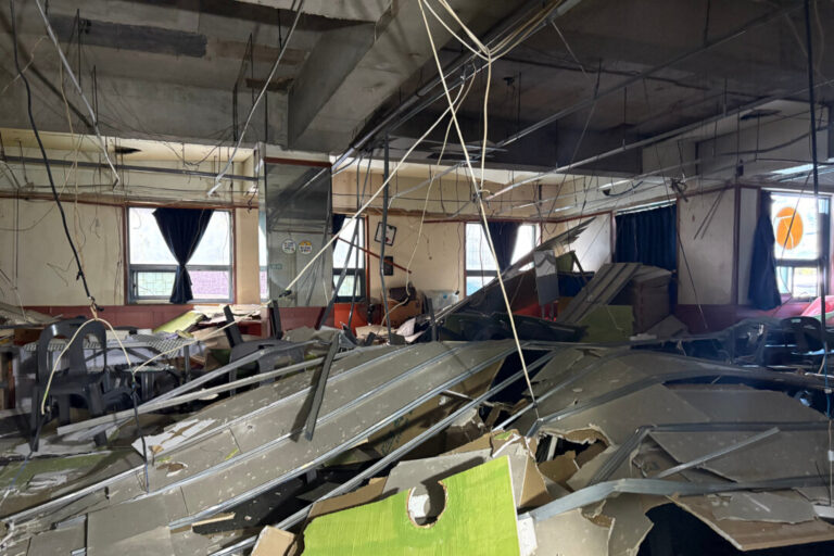 at-least-38-people-hurt-after-supermarket-ceiling-collapses-in-south-korea’s-daegu-city