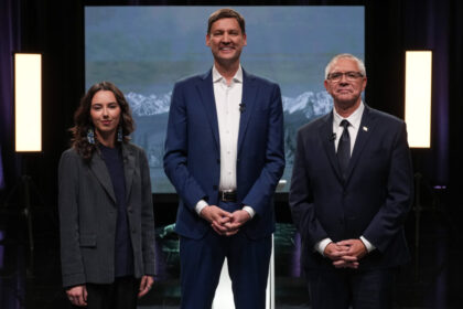 eby-and-doerkson-clash-on-affordability,-government-record,-and-staff-comments-in-bc-election-campaign’s-only-debate