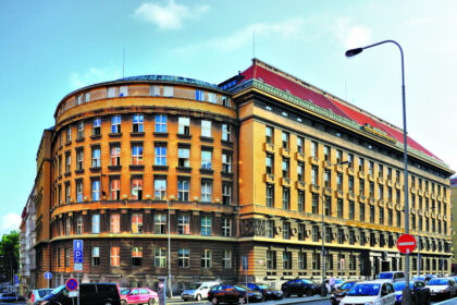 chinese-state-media-correspondent-goes-on-trial-in-czech-espionage-case