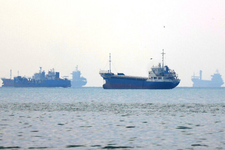 2-ships-hit,-one-sunk-by-‘unknown-projectiles’-in-strait-of-hormuz:-report