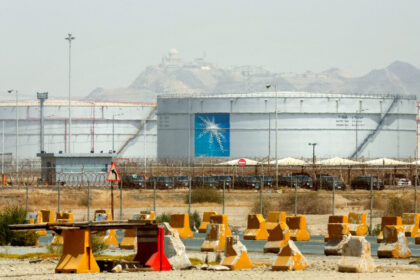 saudi-arabia-reports-aramco’s-administrative-building-on-fire-after-being-struck