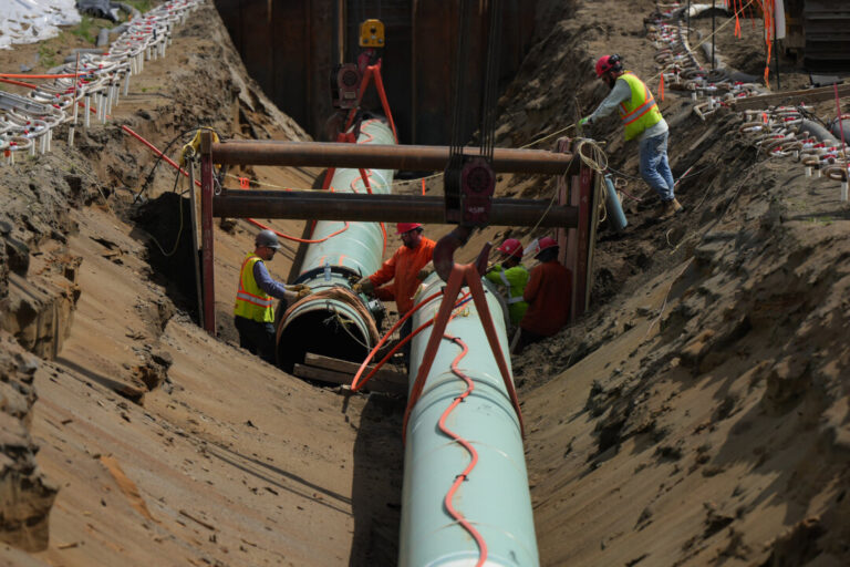 taxpayers-should-not-have-to-bankroll-canada’s-pipelines