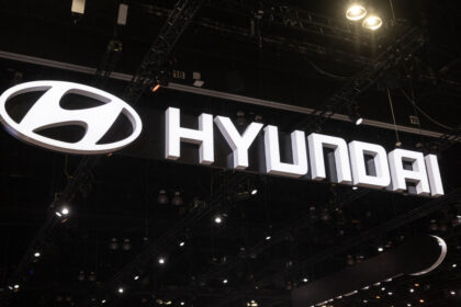 hyundai-warns-owners-to-park-outside-in-recall-of-nearly-95,000-sedans