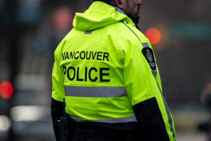 vancouver-police-arrest-woman,-search-for-2-other-suspects-after-3-stranger-attacks-on-same-day