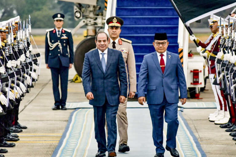 egyptian-president-asks-parliament-to-approve-military-action-in-support-of-saudi-arabia